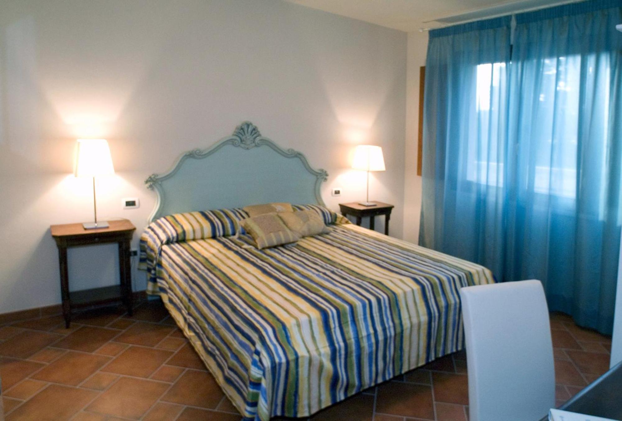 Le Corti Del Sole Residence Venturina Terme Dış mekan fotoğraf