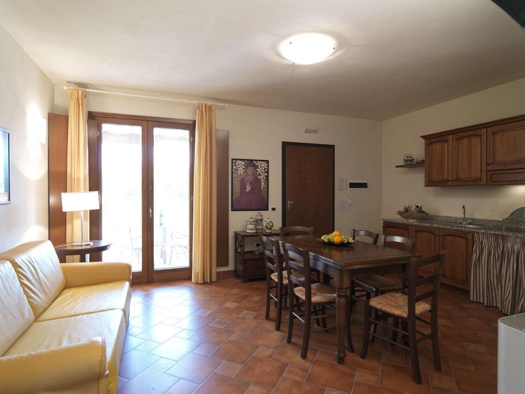 Le Corti Del Sole Residence Venturina Terme Dış mekan fotoğraf