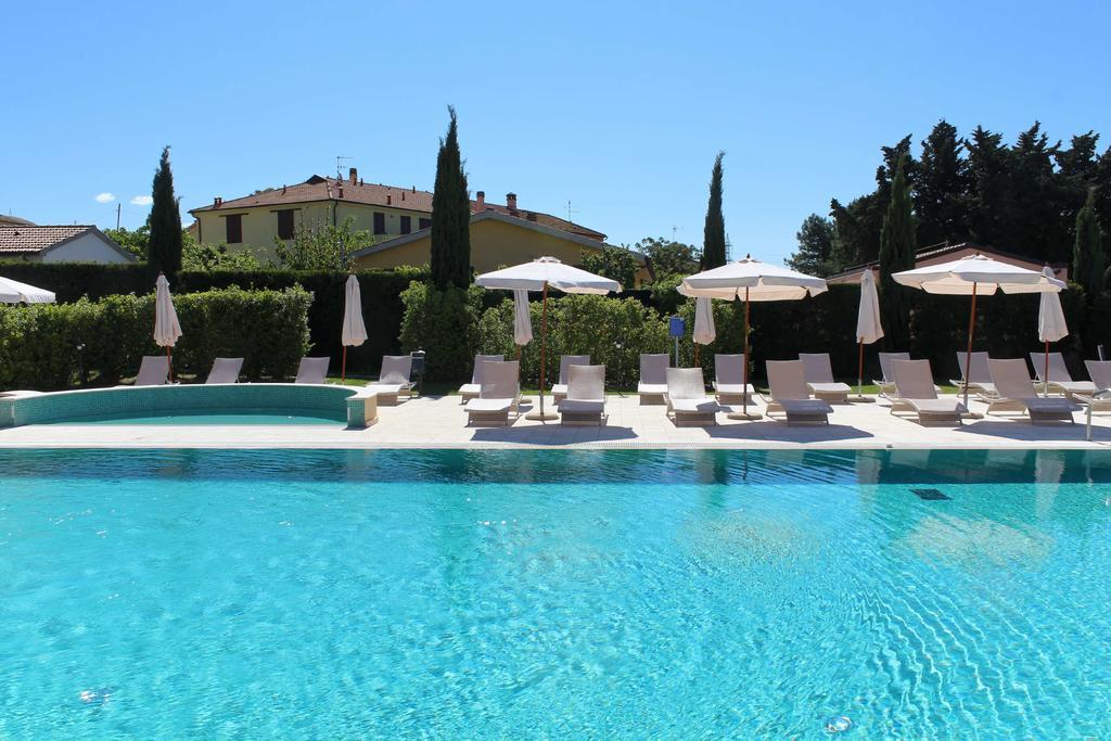 Le Corti Del Sole Residence Venturina Terme Dış mekan fotoğraf