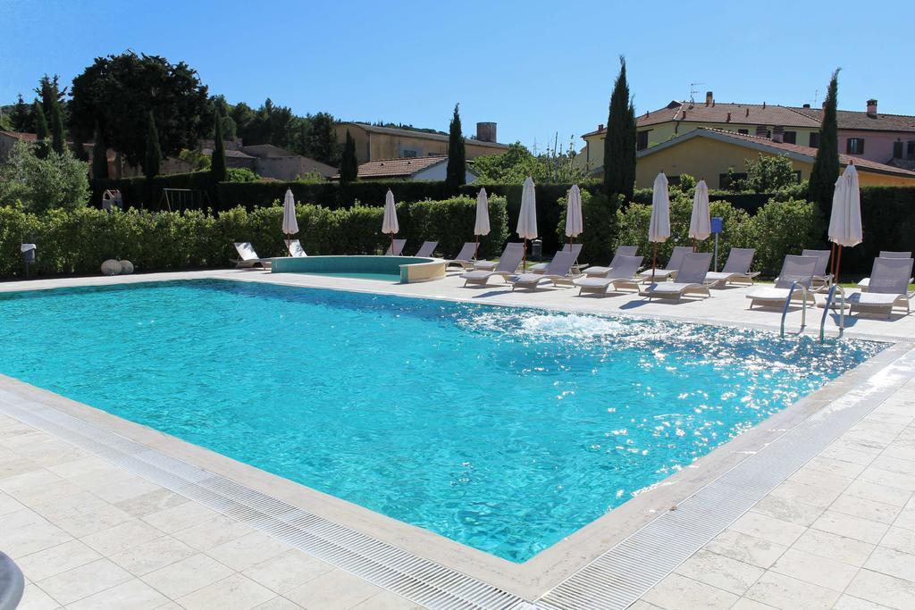 Le Corti Del Sole Residence Venturina Terme Dış mekan fotoğraf