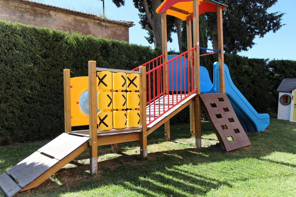 Le Corti Del Sole Residence Venturina Terme Dış mekan fotoğraf