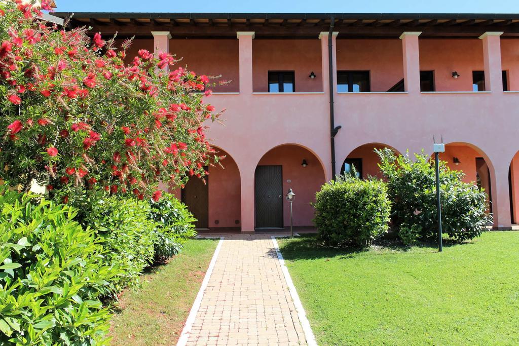Le Corti Del Sole Residence Venturina Terme Dış mekan fotoğraf