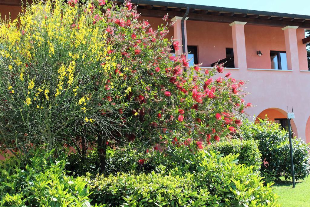 Le Corti Del Sole Residence Venturina Terme Dış mekan fotoğraf