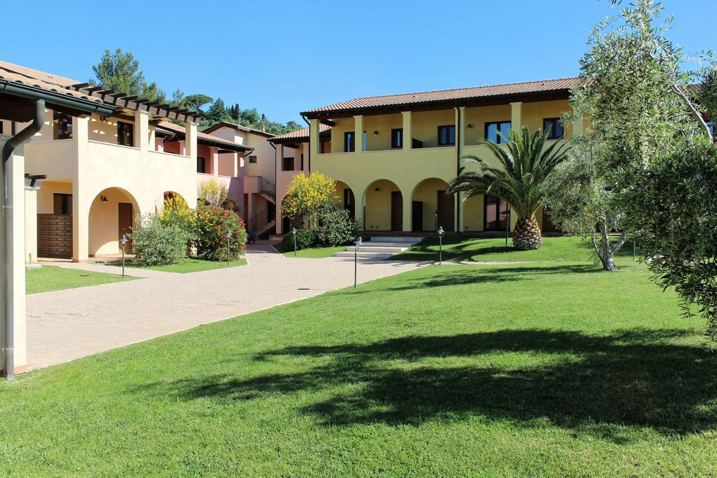 Le Corti Del Sole Residence Venturina Terme Dış mekan fotoğraf