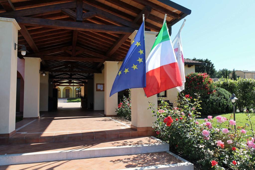 Le Corti Del Sole Residence Venturina Terme Dış mekan fotoğraf